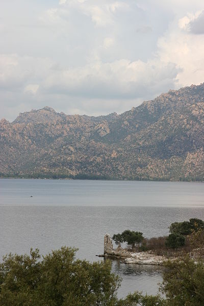 File:Lake Bafa (1).JPG