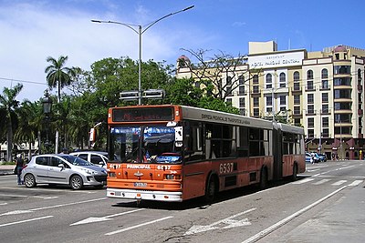 Транспорт 14. Метробус Гавана. Метро Гавана Куба. Общественный транспорт в Гаване. Гаванский автобус.