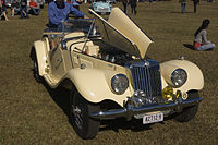 MG TF 1500 showing enamel plate