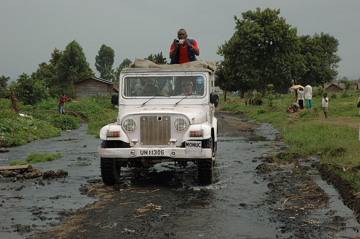 Mahindra Legend