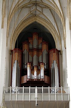 Main pipe organ - Frauenkirche - Munich - Germany 2017.jpg