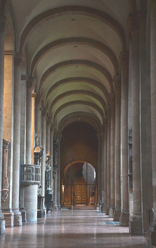 South aisle