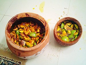 আমের আচার