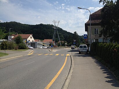 So kommt man zu Marnand mit den Öffentlichen - Mehr zum Ort Hier