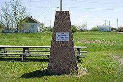 Memorial comemorativo do 75º aniversário de Meyronne em 1988