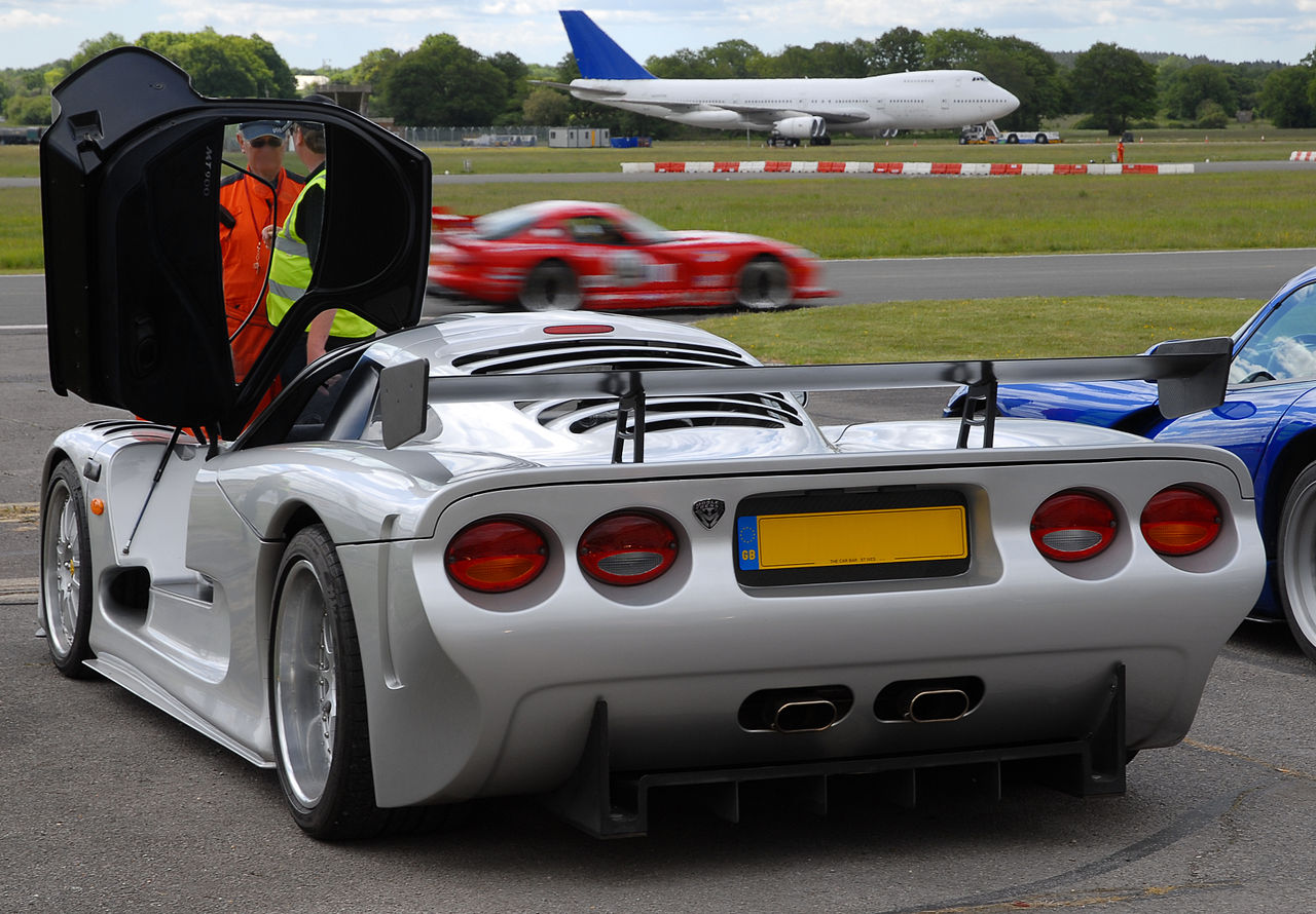 Image of Mosler MT900 at trackday