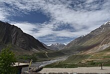 View up the Pin valley from Mud