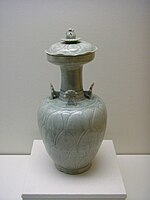 Pohřební váza a obal, zeleně glazovaný Longquan seladon, Northern Song (960–1127)