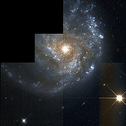 NGC 2276 Hubble WikiSky.jpg