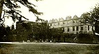 Netherseal Hall, Derbyshire in the early 20th Century. Netherseal Hall 1900s.jpg