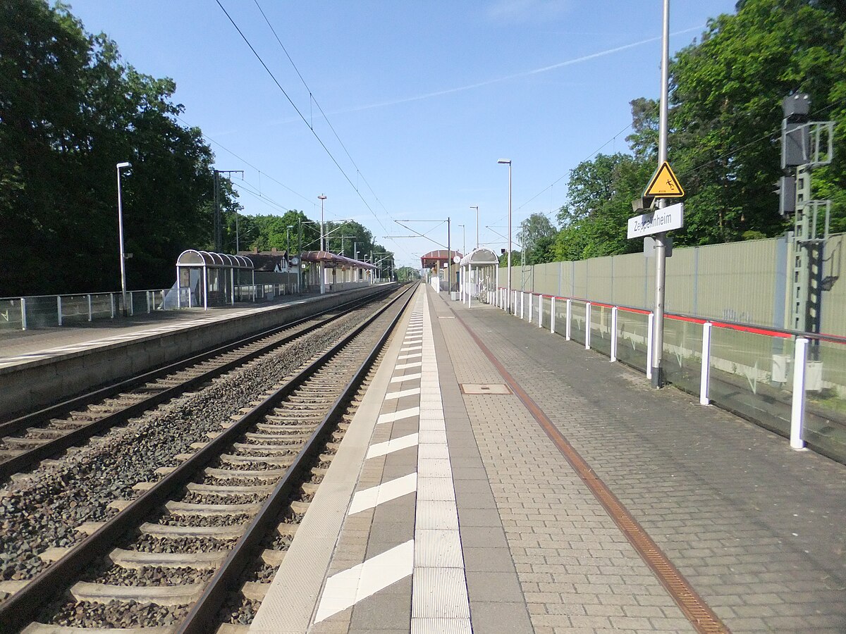 Zeppelinheim station