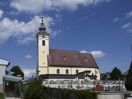 Neukirchen an der Vöckla Kirche.JPG