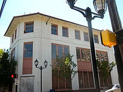 Main Office of the New Castle Leather Company httpsuploadwikimediaorgwikipediacommonsthu