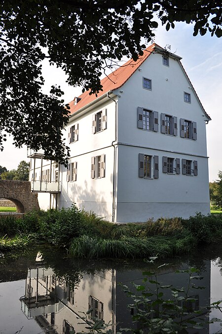 Nieder Rosbach, Wasserburg, Wasserseite