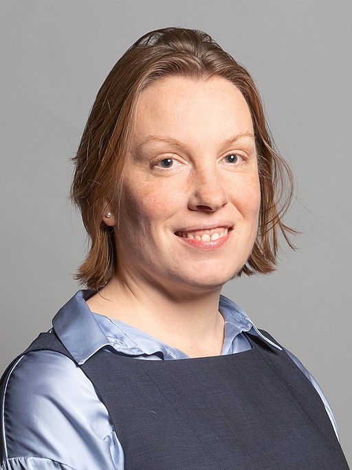 Official portrait of Tracey Crouch MP crop 2