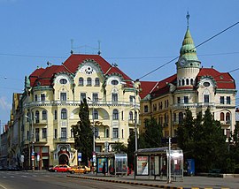 Oradea (Nagyvárad) - piaţa Unirii.JPG