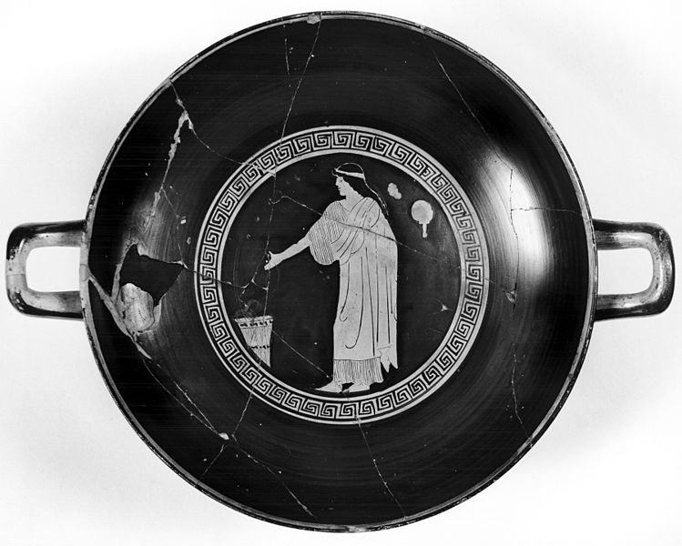 File:Painter of London D 12 - Kylix with Woman and Music Lesson - Walters 4893 - Interior.jpg