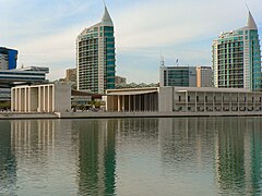 Pavilhão de Portugal mit den Zwillingstürmen