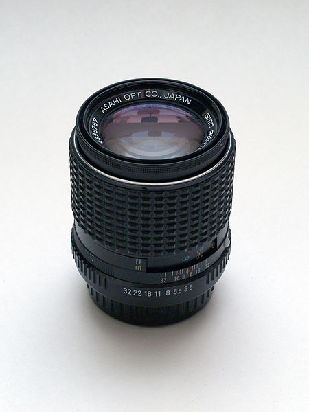 File:Pentax SMC-M 135mm 3.5 (2178209013).jpg