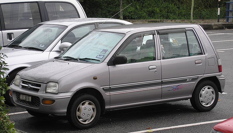 File:Perodua Kancil (first generation, first facelift 