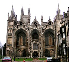 Peterborough Cathedral, Westfassade