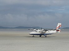 L'aeroporto dell'isola di Barra, Isole Ebridi, Scozia, l'unico al mondo che utilizza la spiaggia come pista.