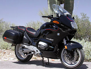<span class="mw-page-title-main">BMW R1100RT</span> Type of motorcycle