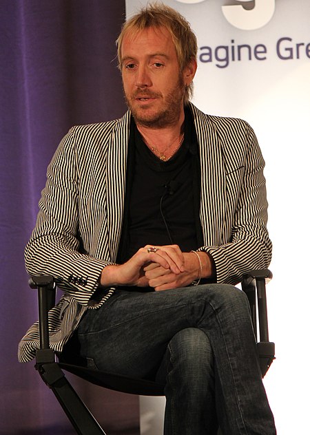 Rhys Ifans 2011 cropped.jpg