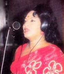 Rukmani Devi sings before a public audience at Dewalapola in May 1976.