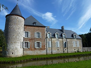 Rumigny (Ardennes) château Cour des Prés 01.JPG