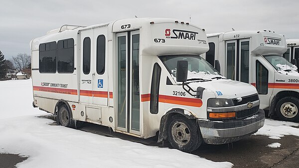 Community Transit minibus operated by the City of Farmington Hills