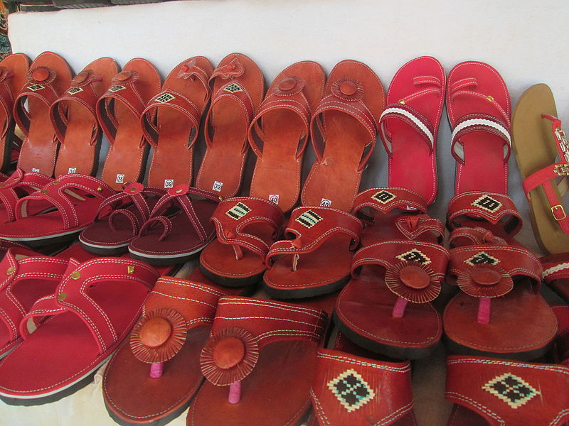 File:Sandales de Côte d'Ivoire 1.JPG