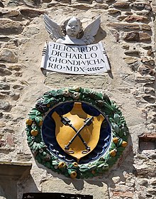 Armoiries sur la façade du Palazzo dei Vicari à Scarperia