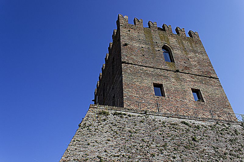 File:Scorcio Rocca Malatestiana.jpg