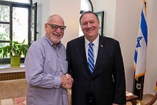 Chafets (left) with US Secretary of State Mike Pompeo in 2019 Secretary Pompeo Speaks With Zev Chafets (48918204287).jpg