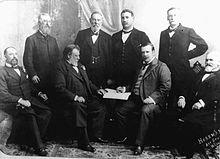 The Seddon Ministry in 1900. Ward is second from the right in the bottom row Seddon Ministry,1900.jpg
