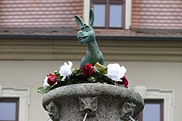 Shrek Esel auf dem Eselsbrunnen in Halle Saale - Alter Markt Straßenkunst - panoramio