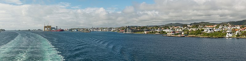 File:South view of Haugesund 20150618 1.jpg