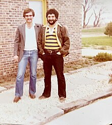 Pete Souza (right) in 1981 with a coworker from the ''Chanute Tribune'' Souza Hutch 81.jpg