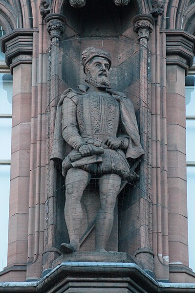 File:Statue of James Stewart, 1st Earl of Moray, Scottish National Portrait Gallery.jpg