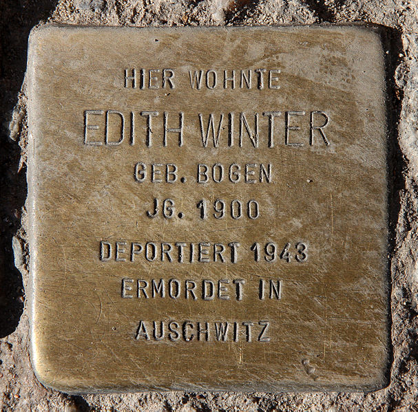 File:Stolperstein Brunnenstr 195 (Mitte) Edith Winter.jpg