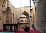 Madraça-Mesquita do Sultão Haçane (1356-1361), o maior monumento da arquitetura mameluca.[24][25]