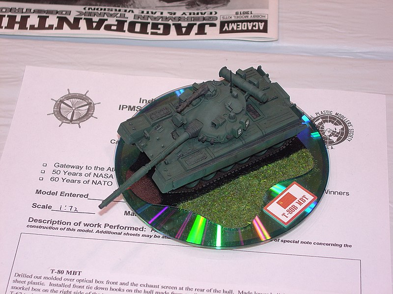 File:T-80B tank model.jpg