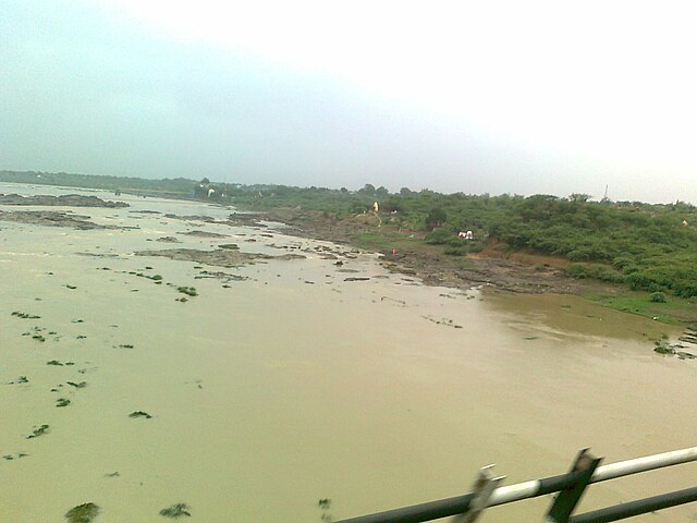 Image: Tapi River 4