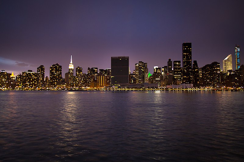 File:The UN goes dark for Earth Hour 2015 (16385713393).jpg