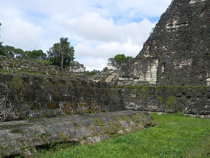 File:Tikal, Guatemala Laslovarga06.JPG