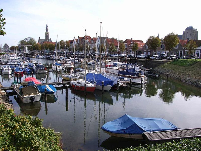 File:Veere harbour.jpg