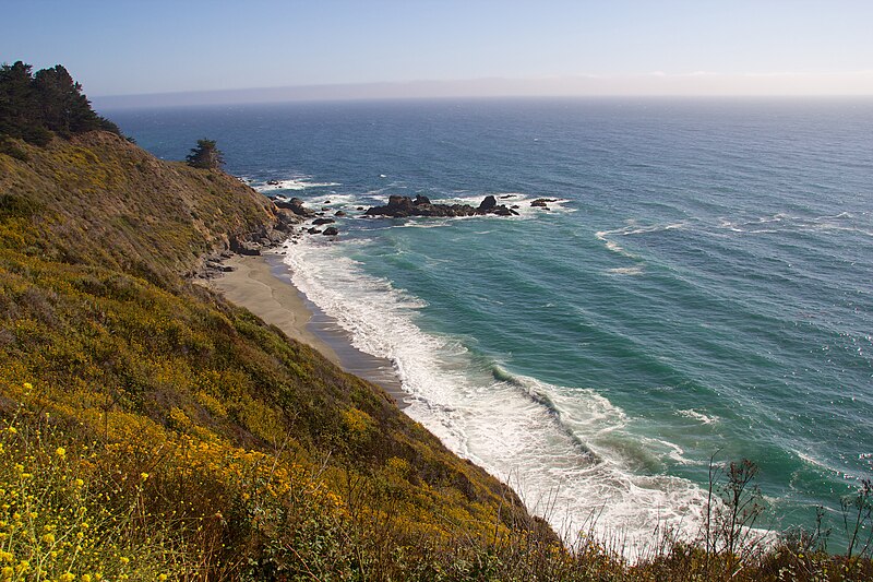 File:View from Highway 1, California 10.jpg