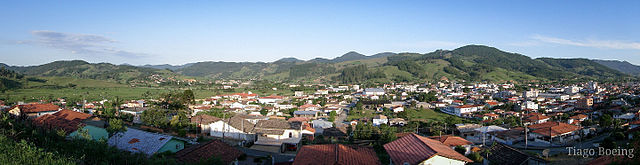 Vista panorâmica do município de Armazém, localizado no sul do estado de Santa Catarina.