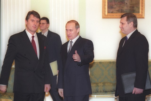 Putin, Kasyanov and Ukrainian Prime Minister Viktor Yushchenko in Moscow, 2000